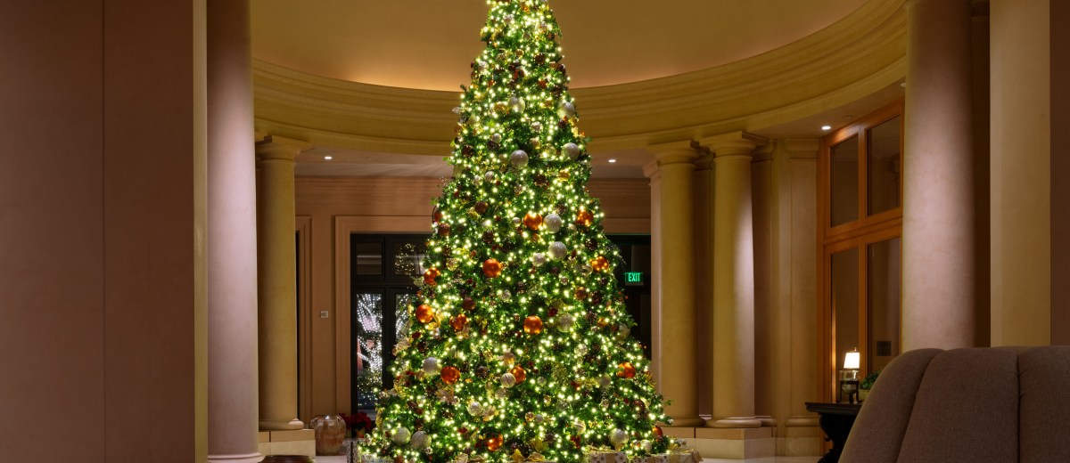Christmas tree pelican hill lobby