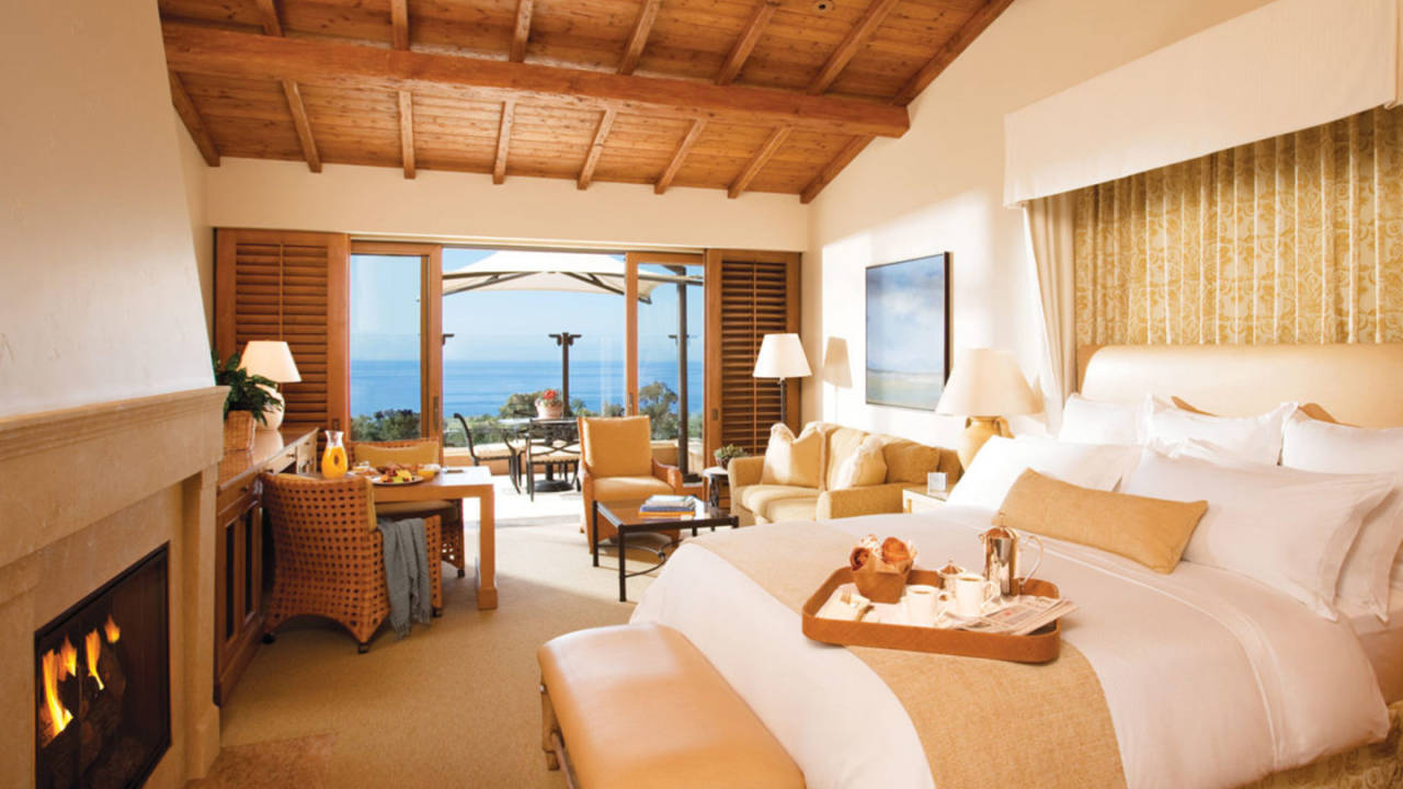 bungalow king ocean view suite