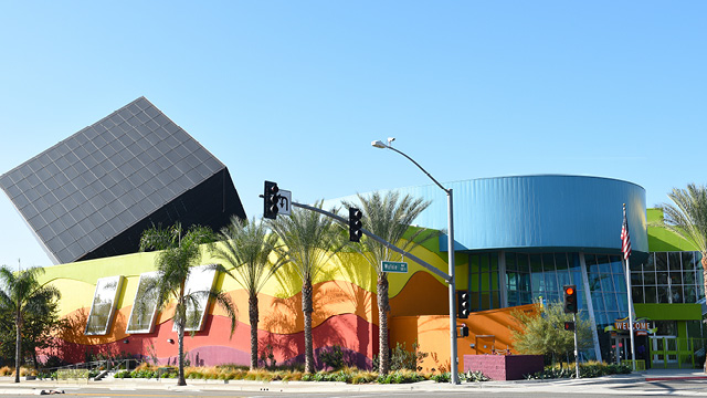 Discovery Science Center