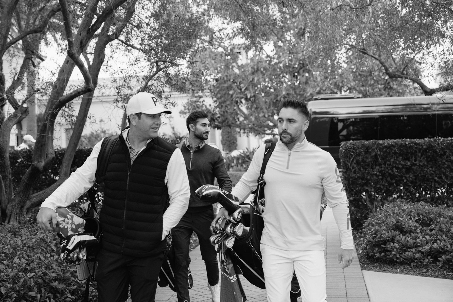 golfers at pelican hill