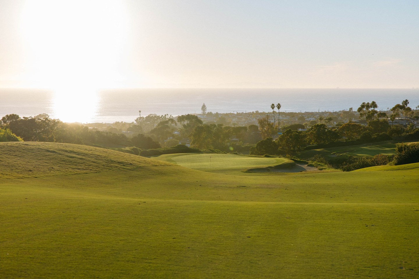 pelican hill golf course horizon