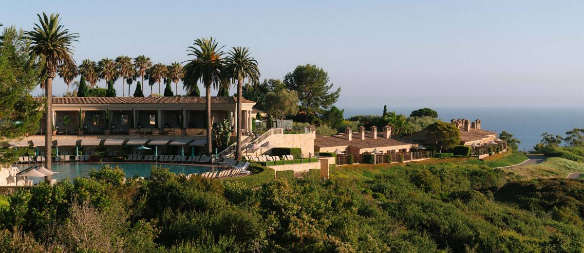 resort coliseum pool